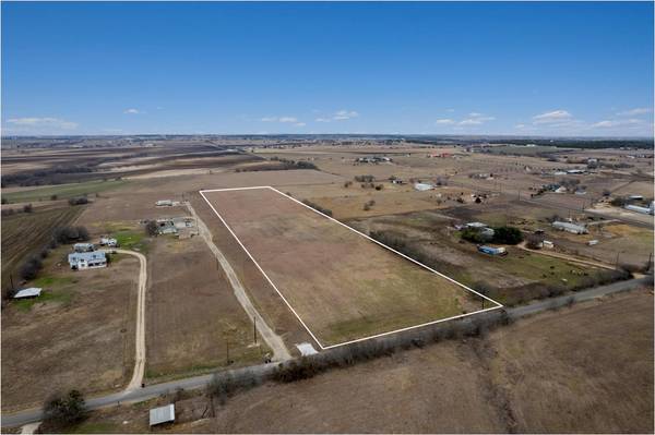 365 County Road 153, Georgetown, TX 78626