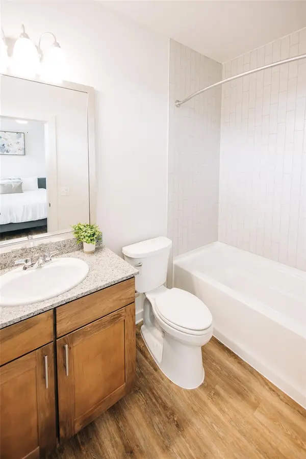 7051 Meadow Lake BLVD #10103, Austin, TX 78744