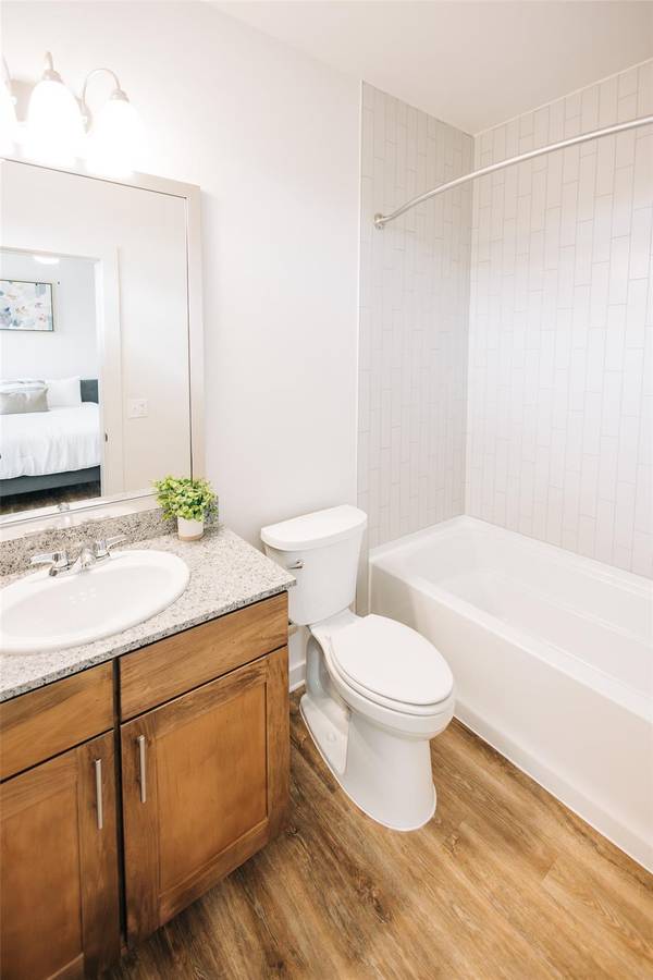 7051 Meadow Lake BLVD #10103, Austin, TX 78744