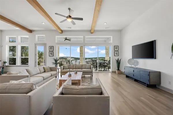 298 Smoke Tree CIR, Dripping Springs, TX 78620
