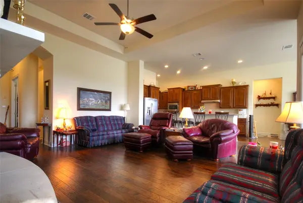 101 Rocky Summit CT, Spicewood, TX 78669