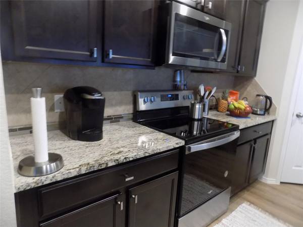 124 Rearden BLVD, Jarrell, TX 76537