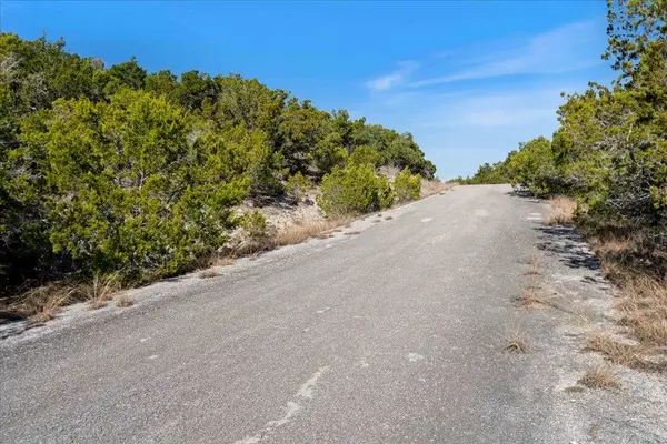 unk Teton PASS, Lago Vista, TX 78645