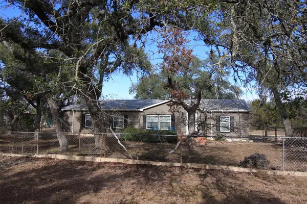 2023 Harmon Hills RD, Dripping Springs, TX 78620