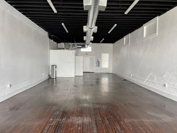1427 N Austin ST, Seguin, TX 78155