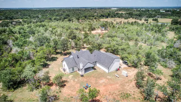 142 Anderson DR, Red Rock, TX 78662