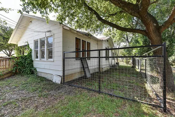 1292 N I-35, New Braunfels, TX 78130