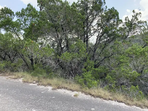 8607 Teton PASS, Lago Vista, TX 78645