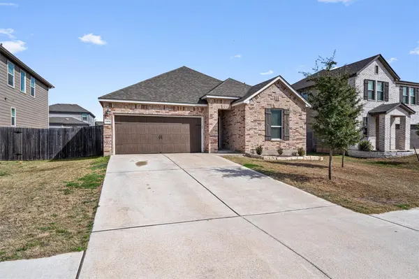 1906 Dragonfly LOOP, Bastrop, TX 78602