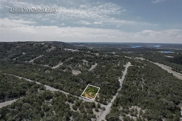 21603 Wyoming PASS, Lago Vista, TX 78645
