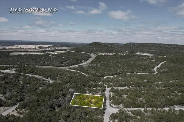 21603 Wyoming PASS, Lago Vista, TX 78645