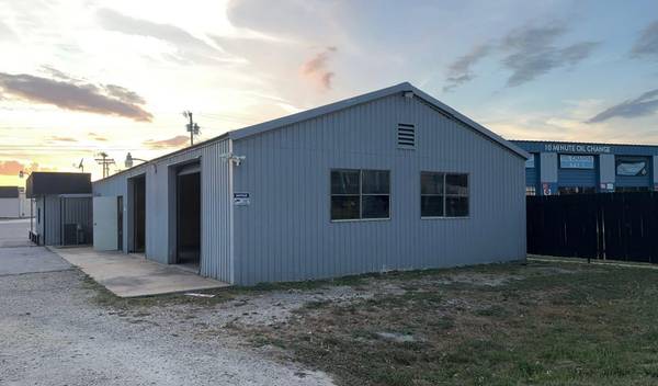 1706 N Main ST #Suite B, Taylor, TX 76574