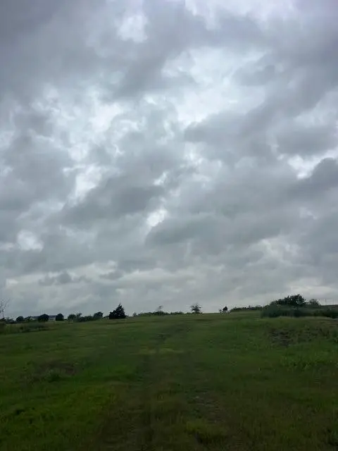 1700 County Road 406, Taylor, TX 76574