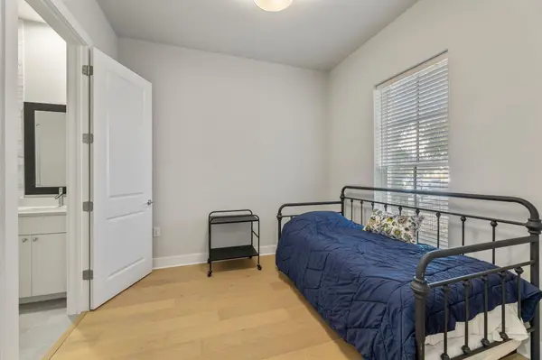 1301 Town Creek DR #2, Austin, TX 78741