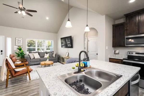 117 Lightning Bolt, Spring Branch, TX 78070