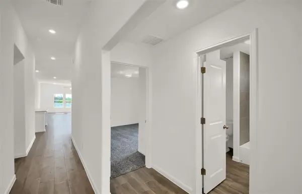 133 Woods Edge LN, Georgetown, TX 78628