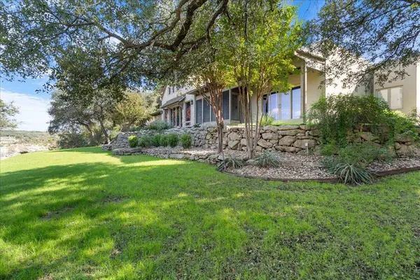 24736 Travis Lakeside DR #A, Spicewood, TX 78669