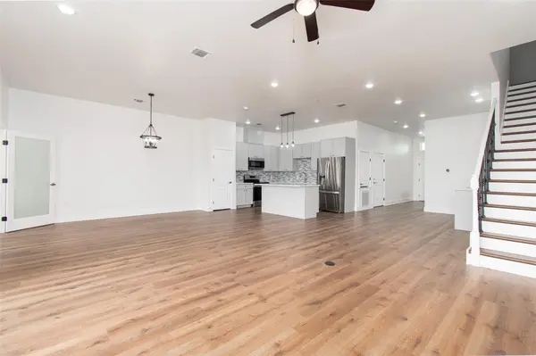 121 Calvin Smith LN #A & B, Jarrell, TX 76537