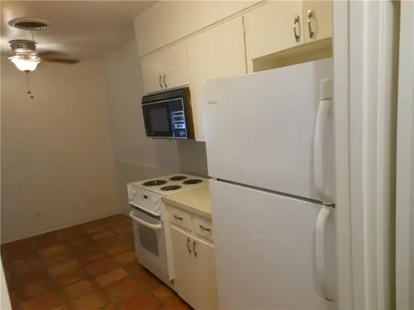 2308 Barton SKWY NW #B, Austin, TX 78704