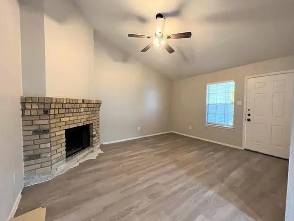12214 Thompkins DR #A, Austin, TX 78753