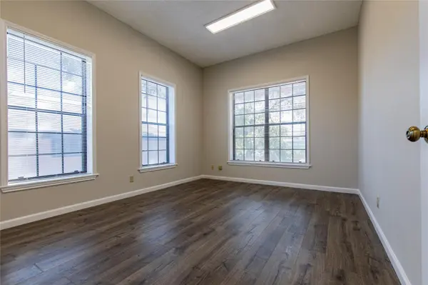 1823 Fortview RD, Austin, TX 78704