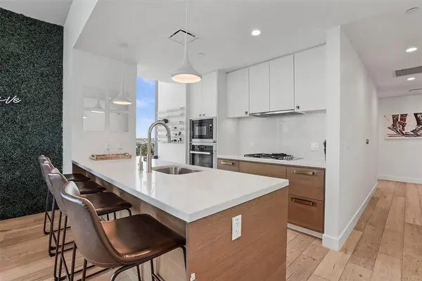 70 Rainey ST #1409, Austin, TX 78701