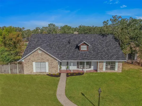 1403 Post Oak CIR, College Station, TX 77840
