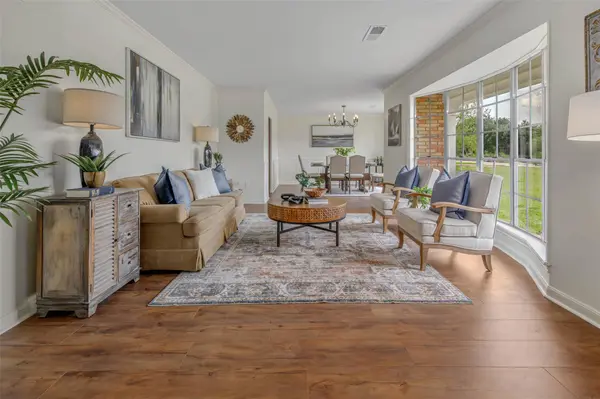 1403 Post Oak CIR, College Station, TX 77840