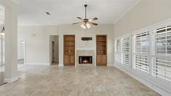 905 Mountain DR, San Marcos, TX 78666