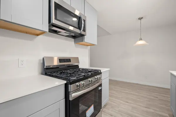 2100 Deadwood DR, Austin, TX 78744