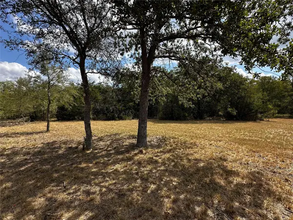 1535 Old Colony Line RD, Dale, TX 78616
