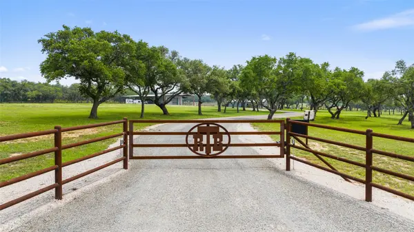 3431 Klett Ranch Road, Johnson City, TX 78636