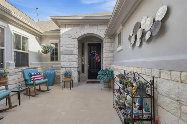 1416 Amarone DR, Leander, TX 78641