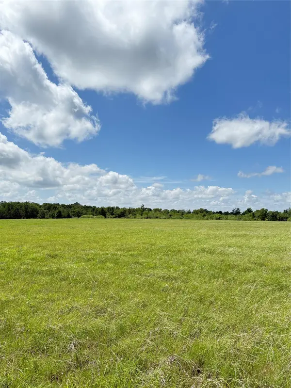 674 County Road 309, Rockdale, TX 76567
