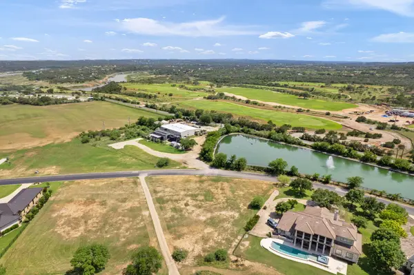 1808 Ballinger DR, Spicewood, TX 78669