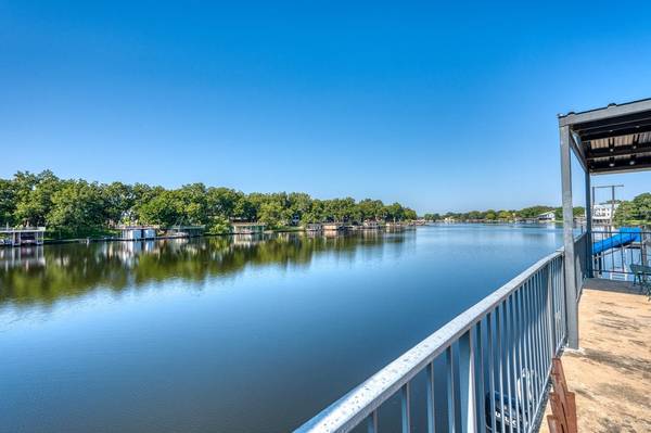 2000 Williams Lakeshore, Kingsland, TX 78639