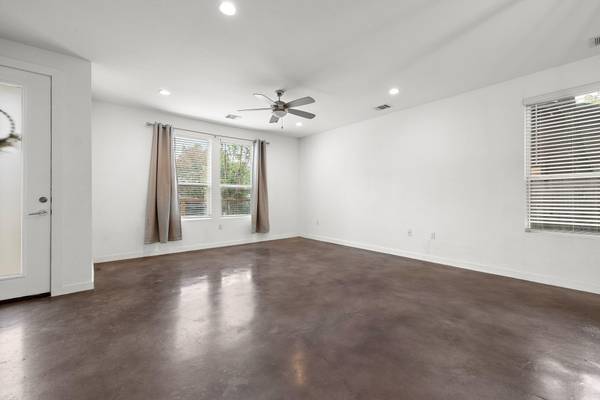 6404 Porter ST #1, Austin, TX 78741