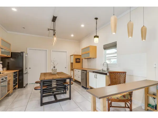 250 Caliche RD, Wimberley, TX 78676