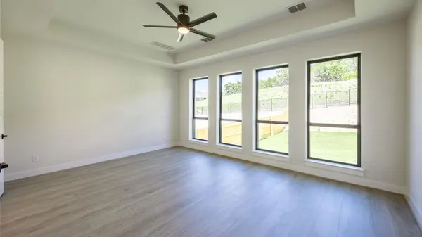 1324 Jolie Rose BND, Leander, TX 78641