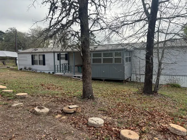 151 Cottletown RD, Smithville, TX 78957