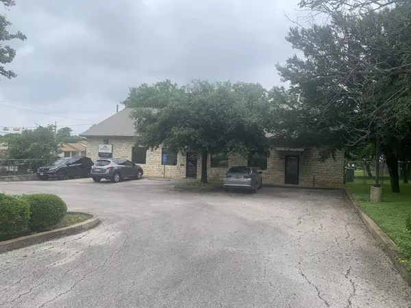 8011 Brodie LN, Austin, TX 78745