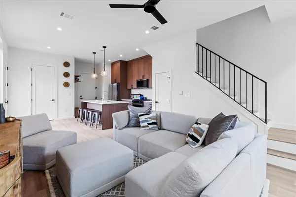 506 Krebs LN #3, Austin, TX 78704