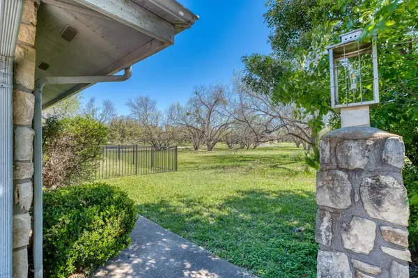 1504 Azure #A, Horseshoe Bay, TX 78657