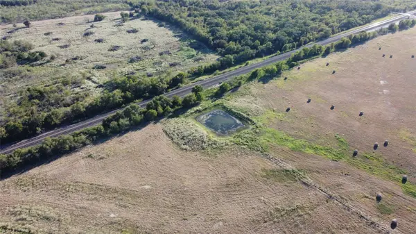 421 Fm 845, Cameron, TX 76520