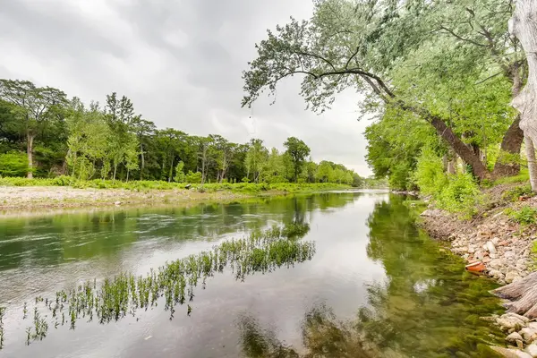 1390 Ervendberg, New Braunfels, TX 78130