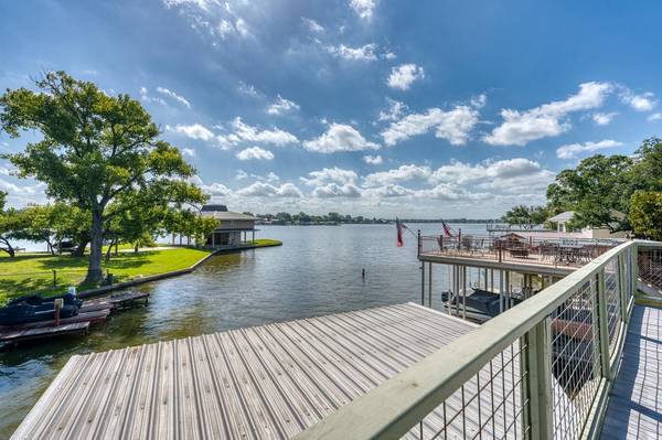 207 Princess Terrace, Sunrise Beach, TX 78643