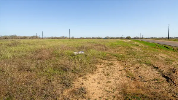 101 AZALEA CT, Dale, TX 78616