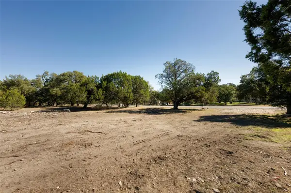 736 Covered Bridge DR, Driftwood, TX 78619