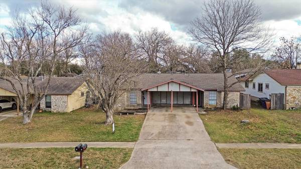 6305 Emerald Forest DR, Austin, TX 78745