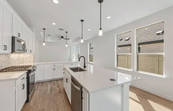 1832 Spring Mountain CV, Georgetown, TX 78628